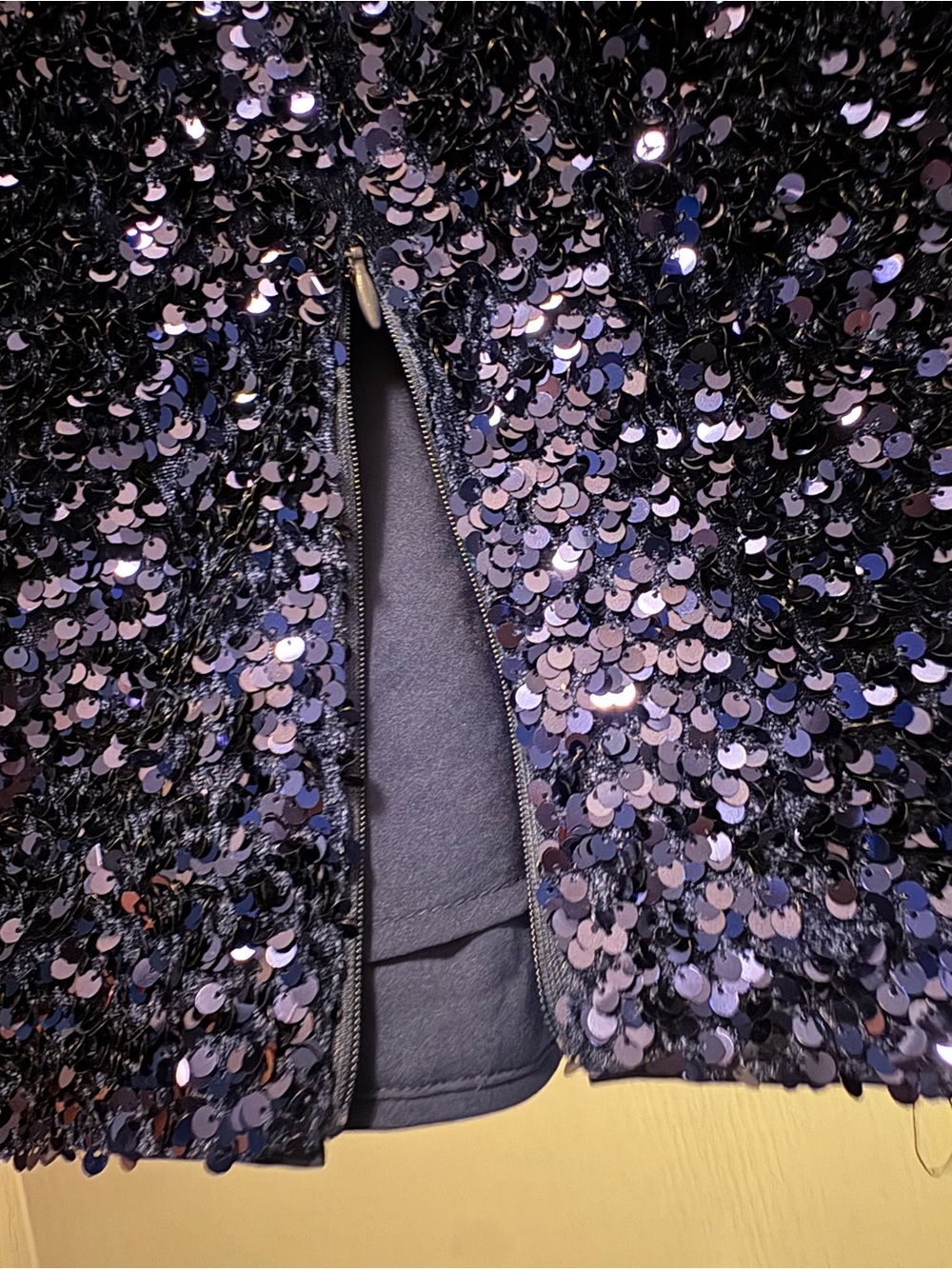 Banana Republic Navy Sequin Cap-Sleeve Crop Top - Picture 4 of 7